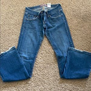 LEVI JEANS